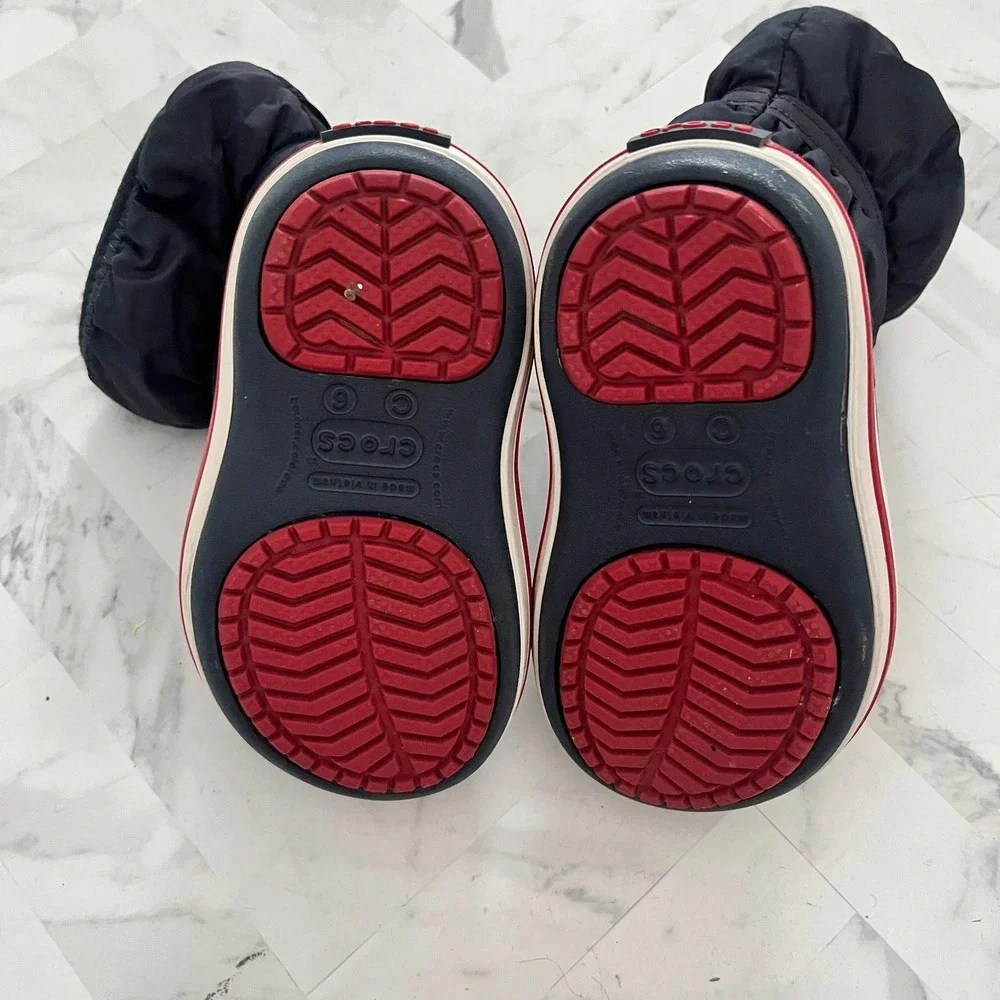 CROCS Crocband Winter Boots Size C6‎